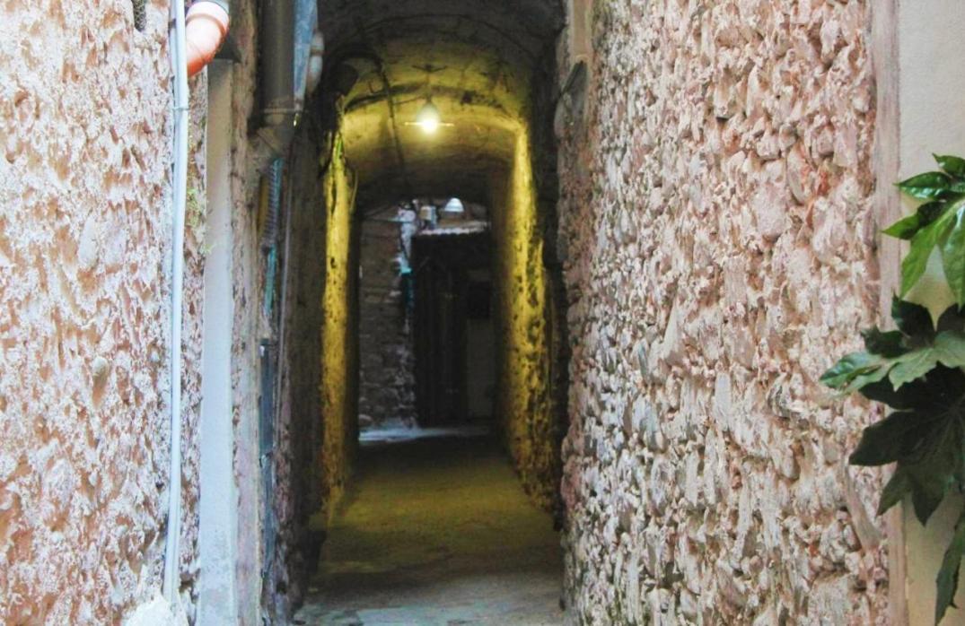Апартаменты A Casa Di Fede Дольчеаккуа Экстерьер фото